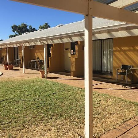 Carnarvon Caravan Park ภายนอก รูปภาพ