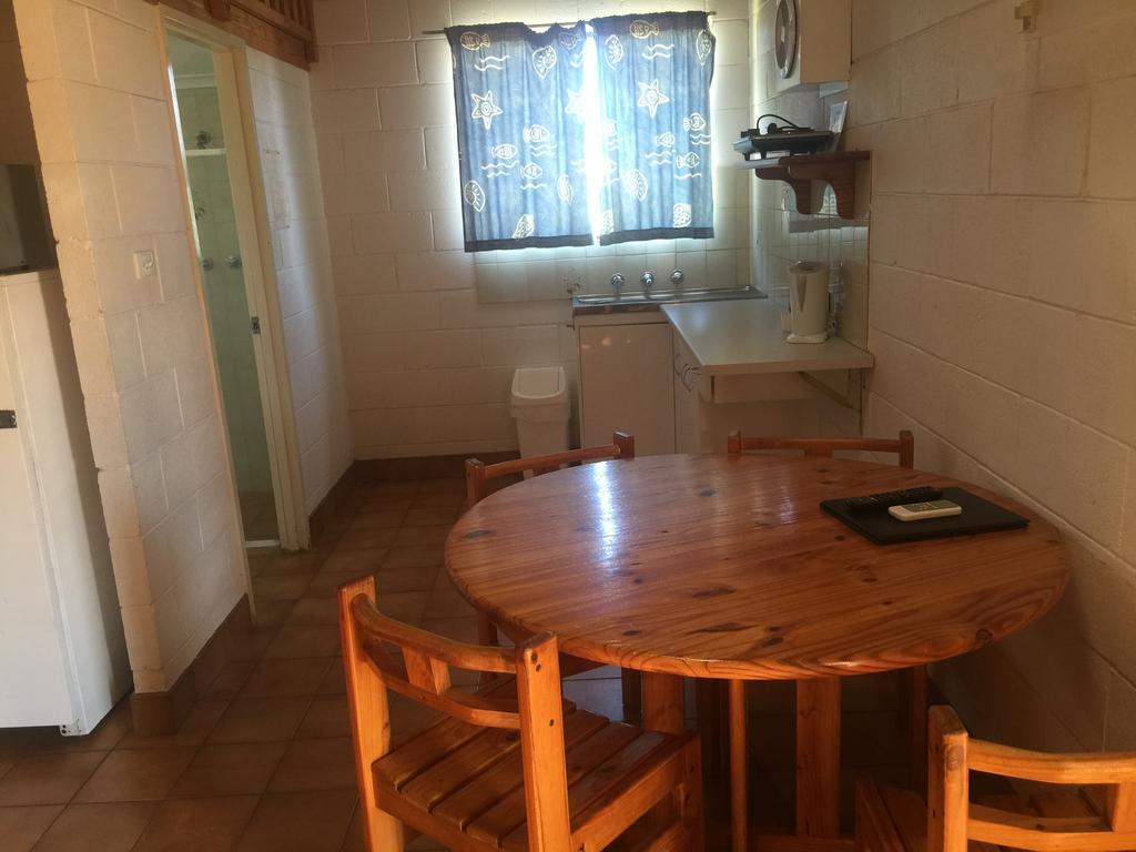 Carnarvon Caravan Park ห้อง รูปภาพ
